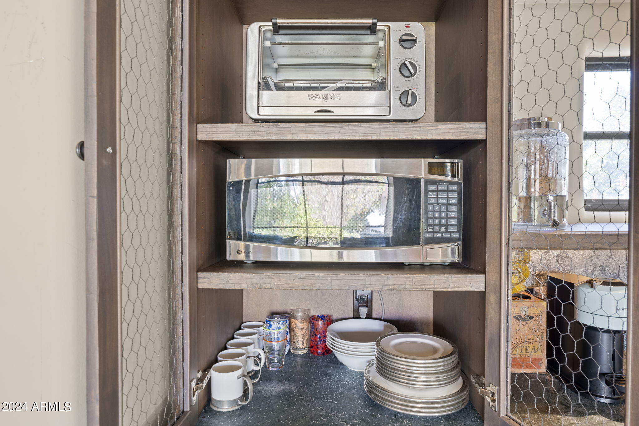 7005 East Jackrabbit Road Paradise Valley, AZ 85253 - Photo 8 of 31 Kithchen appliance tower