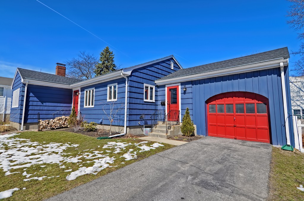 38 Shetland Road Marblehead, MA 01945 - Photo 2 of 23 a view of front of a house with a yard