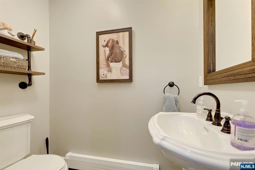 81 Chestnut Street Allendale, NJ 07401 - Photo 12 of 47