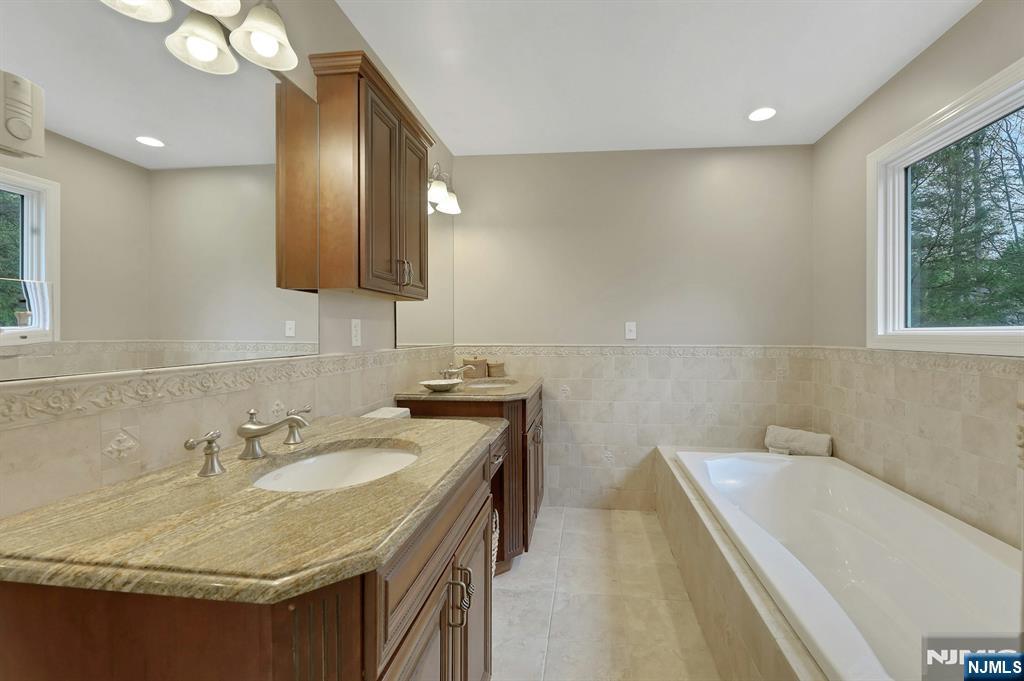 81 Chestnut Street Allendale, NJ 07401 - Photo 26 of 47