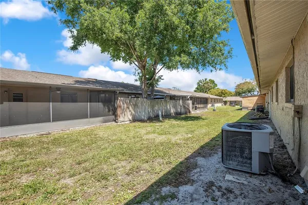 $2,095 | 725 Northlake Boulevard, Unit 67, Altamonte Springs, FL 32701