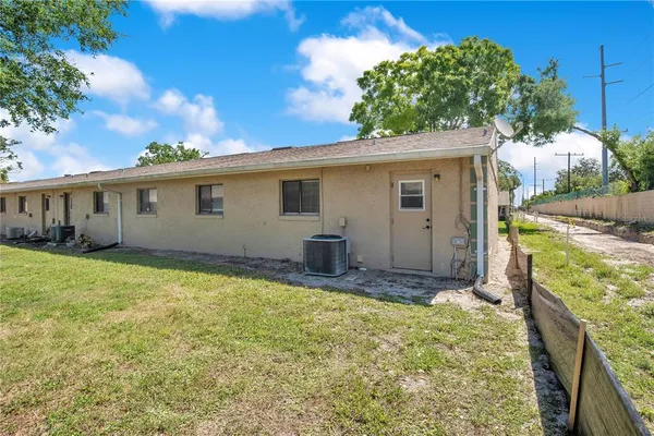 $2,095 | 725 Northlake Boulevard, Unit 67, Altamonte Springs, FL 32701