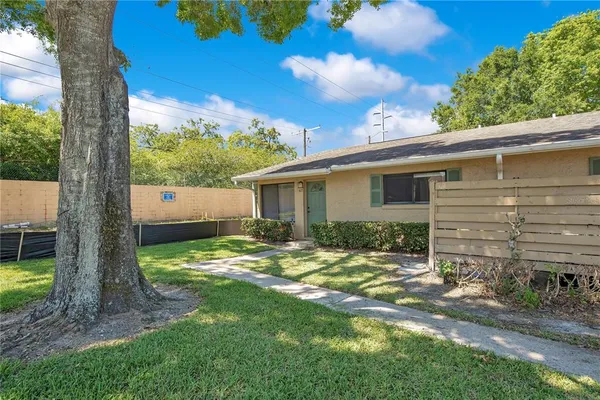 $2,095 | 725 Northlake Boulevard, Unit 67, Altamonte Springs, FL 32701