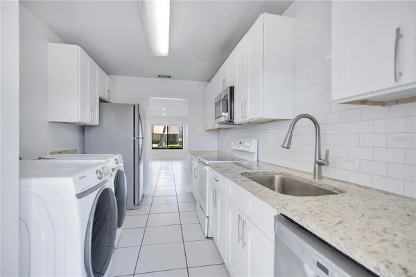 $2,095 | 725 Northlake Boulevard, Unit 67, Altamonte Springs, FL 32701