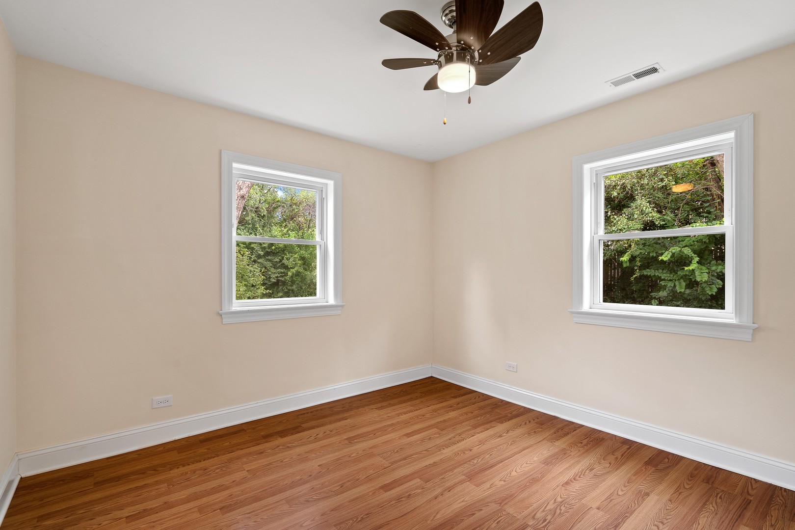 629 West Edgewood Road Lombard, IL 60148 - Photo 11 of 16 Gallery Image 11