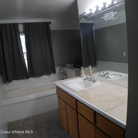 $675,000 | 224 Grandview Drive, St. Maries, ID 83861