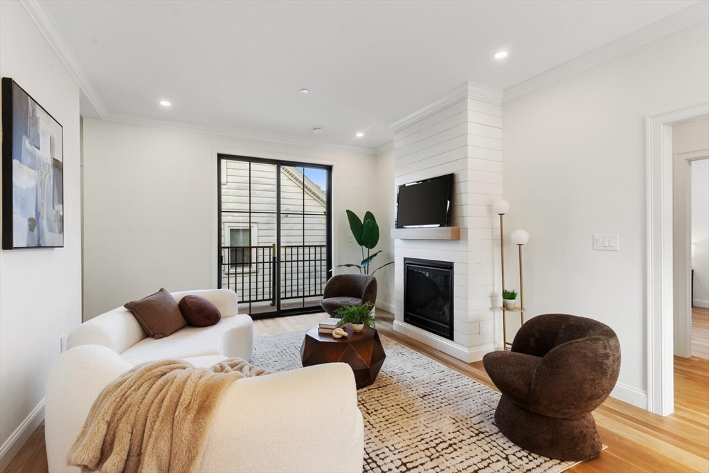 27 Shepard Street, Unit 4 Boston, MA 02135 - Photo 2 of 30