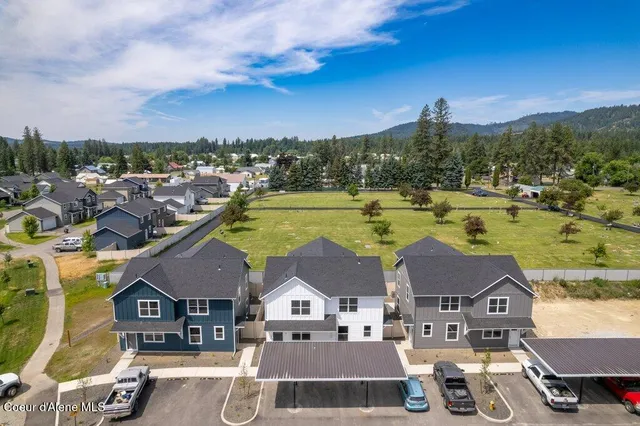 $270,000 | 24 Potlatch Loop, Priest River, ID 83856