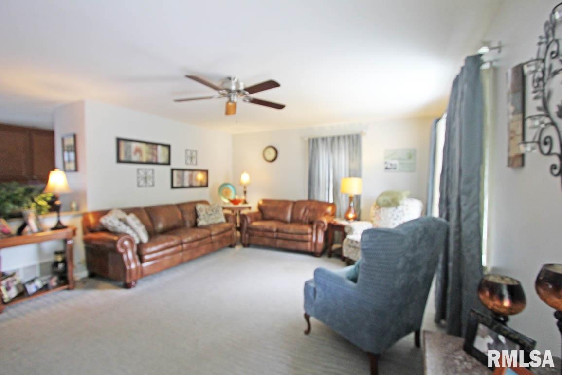 1408 North 7th Street Springfield, IL 62702 - Photo 3 of 33