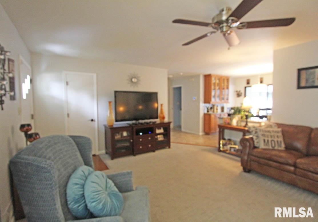1408 North 7th Street Springfield, IL 62702 - Photo 5 of 33