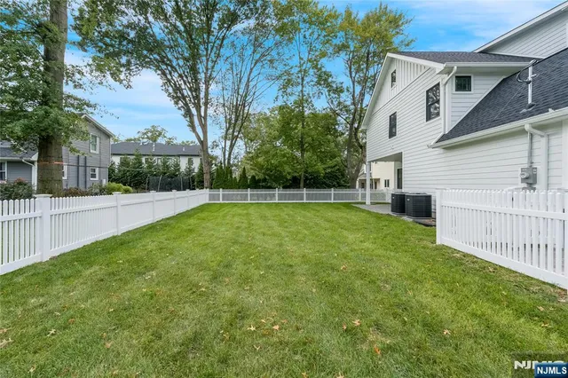 $1,798,000 | 209 Cornwall Road, Glen Rock, NJ 07452