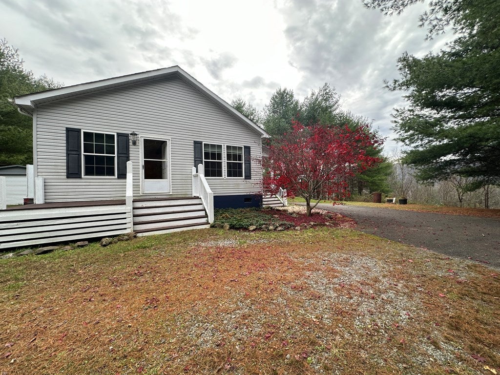 5257 Flat Ridge Road Troutdale, VA 24378 - Photo 25 of 27 Gallery Image 25