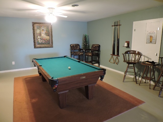 83 Willow Spout Road Fort Defiance, VA 24437 - Photo 29 of 48 a room with furniture pool table and windows