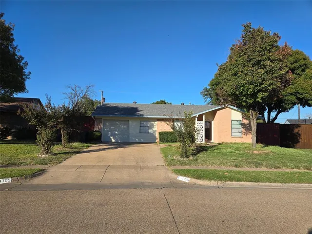 $1,900 | 4305 Hanover Drive, Garland, TX 75042