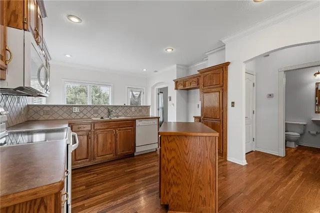 $300,000 | 3609 South Bolger Court, Independence, MO 64055