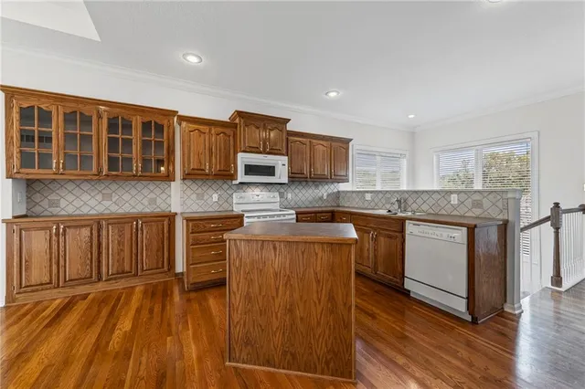 $300,000 | 3609 South Bolger Court, Independence, MO 64055