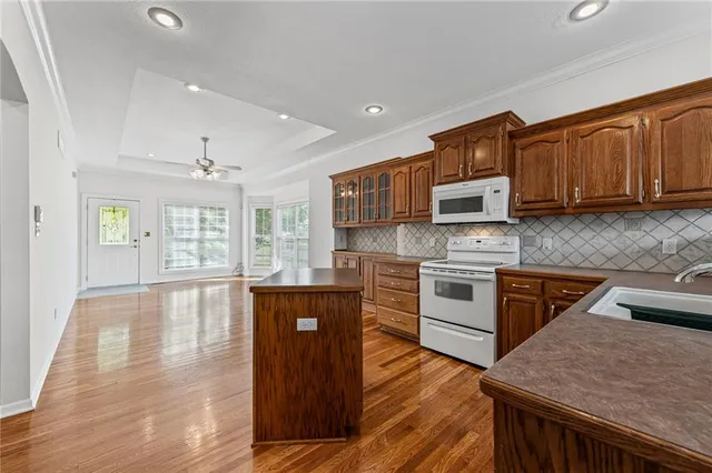 $300,000 | 3609 South Bolger Court, Independence, MO 64055