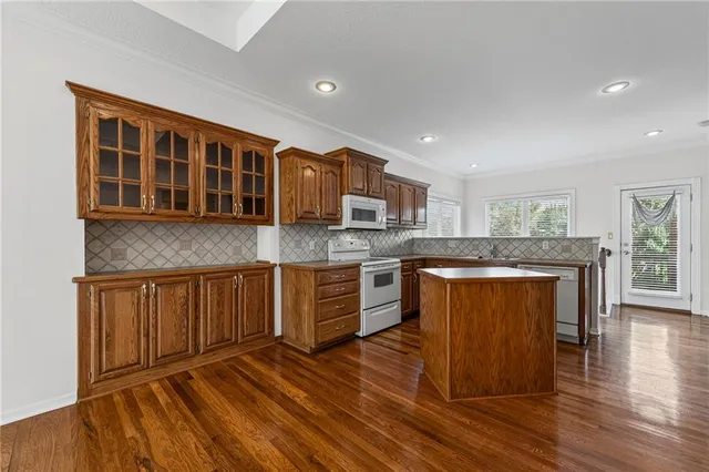 $300,000 | 3609 South Bolger Court, Independence, MO 64055