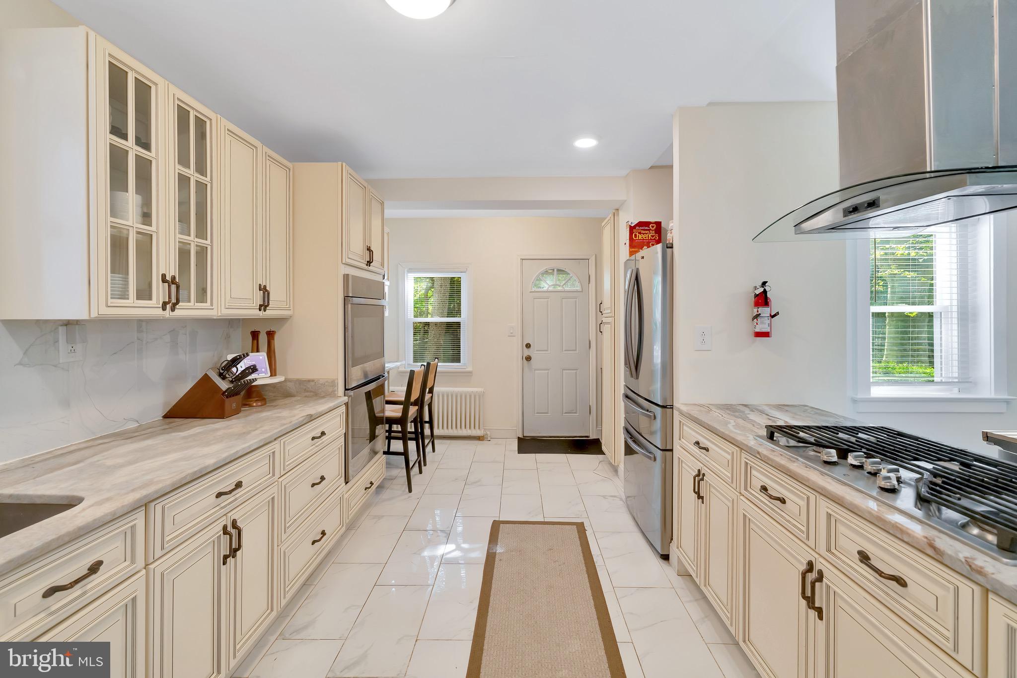 201 East Avon Road Brookhaven, PA 19015 - Photo 8 of 22 Gallery Image 8