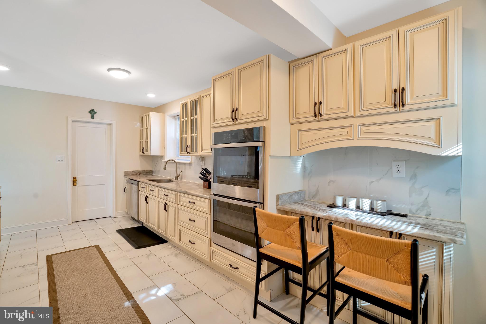 201 East Avon Road Brookhaven, PA 19015 - Photo 9 of 22 Gallery Image 9