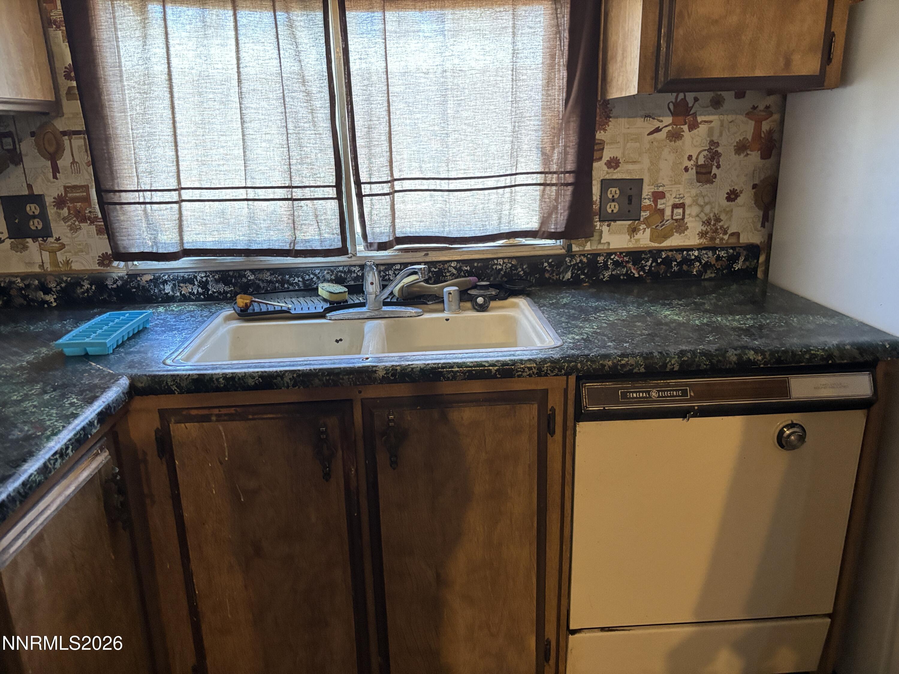 3020 Middle Way Winnemucca, NV 89445 - Photo 2 of 12 IMG_2269
