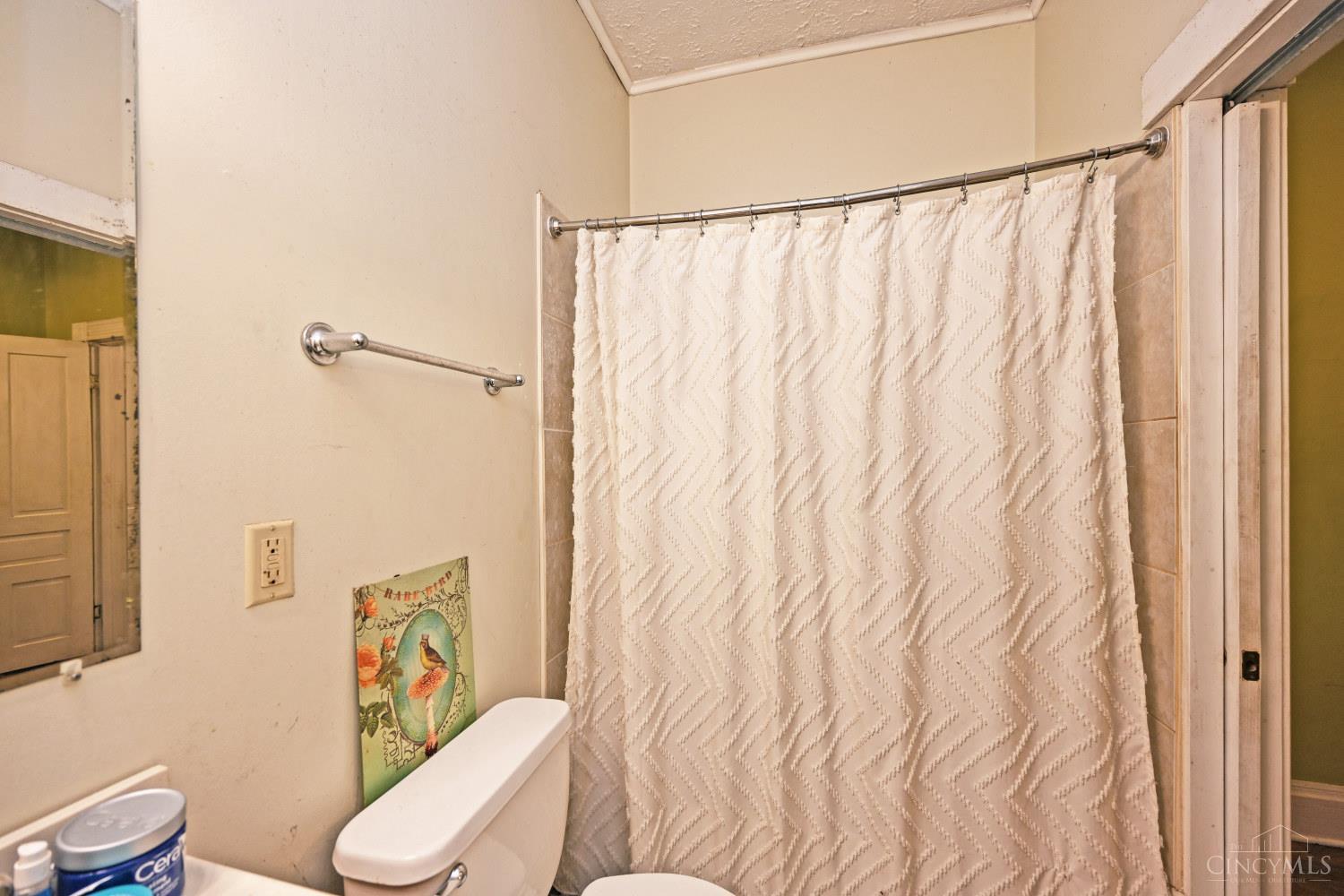 1520 William Howard Taft Road Cincinnati, OH 45206 - Photo 39 of 43