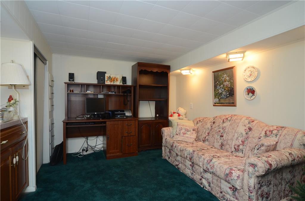 120 Ridgeview Drive Aliquippa, PA 15001 - Photo 17 of 25 Gallery Image 17