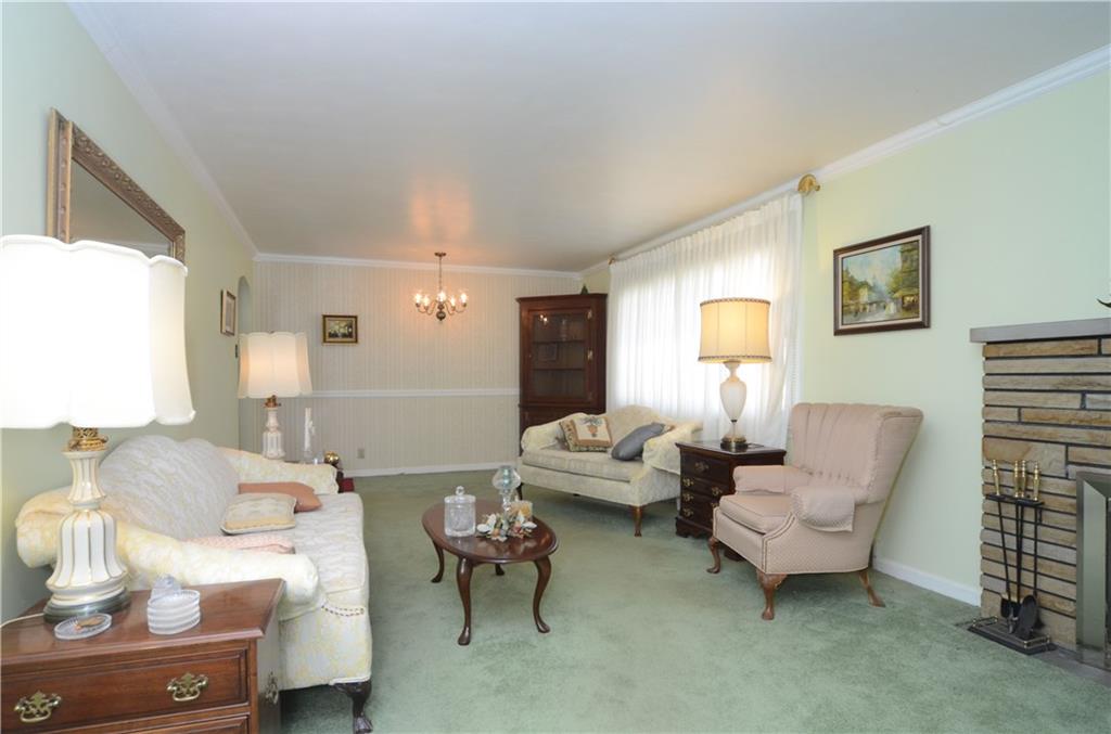 120 Ridgeview Drive Aliquippa, PA 15001 - Photo 4 of 25 Gallery Image 4