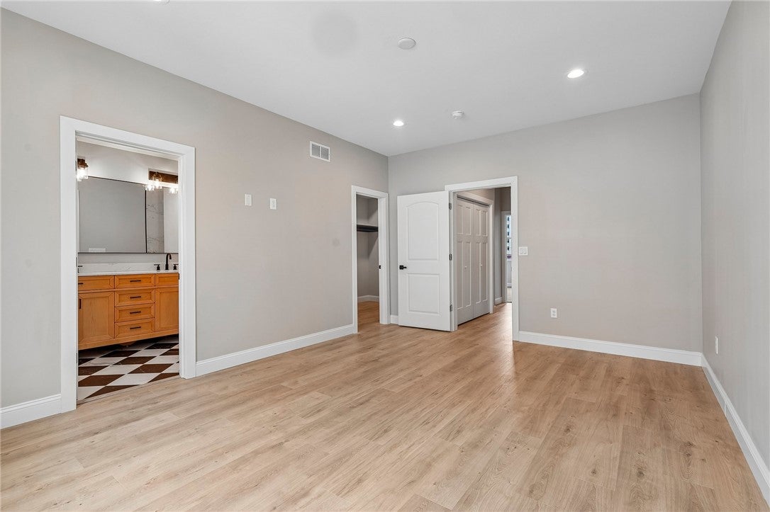 3908 Edwards Road, Unit B Cincinnati, OH 45209 - Photo 26 of 49 Gallery Image 26