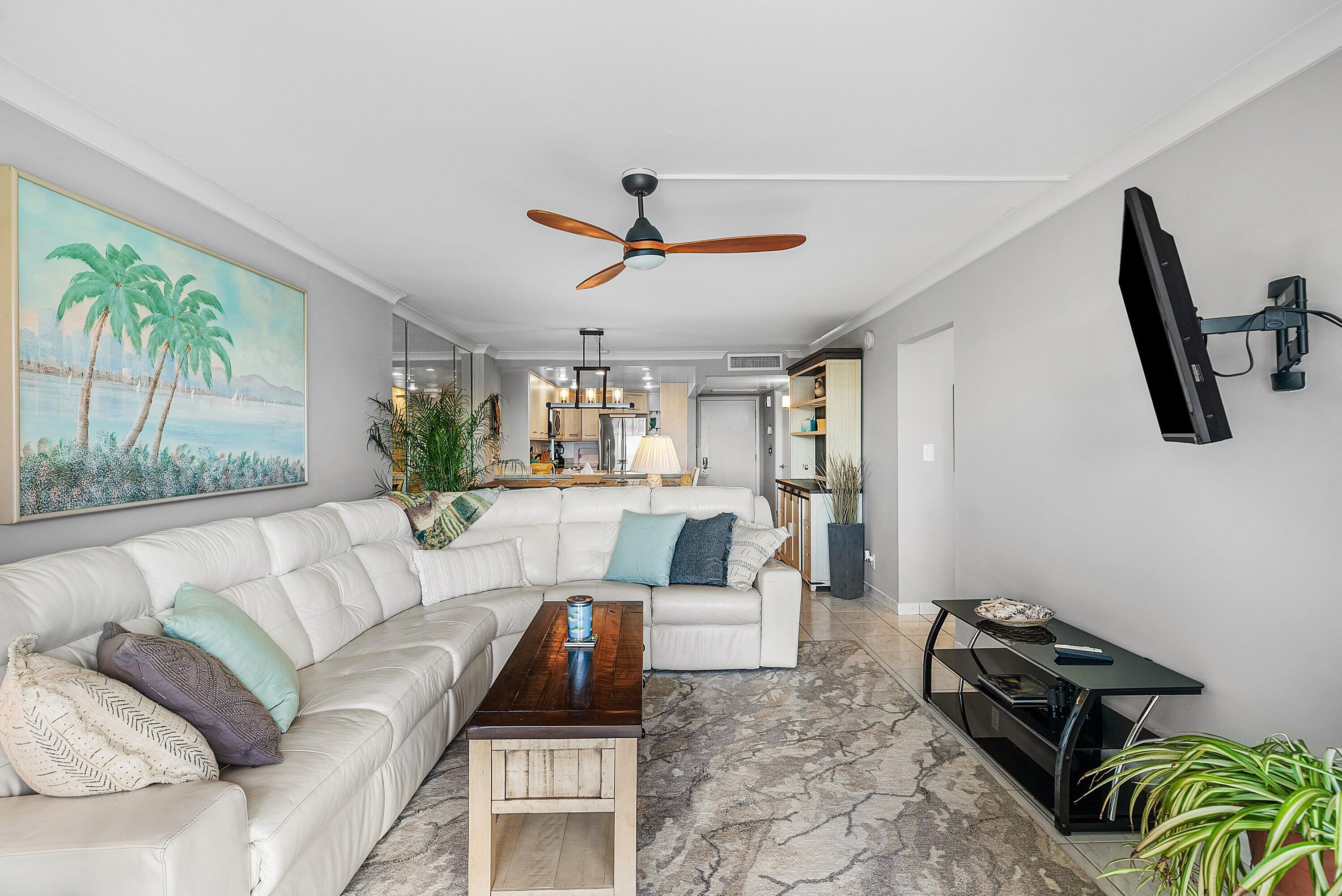 7 Royal Palm Way, Unit 507 Boca Raton, FL 33432 - Photo 11 of 38 013-7RoyalPalmWay-507-BocaRaton-FL-33432