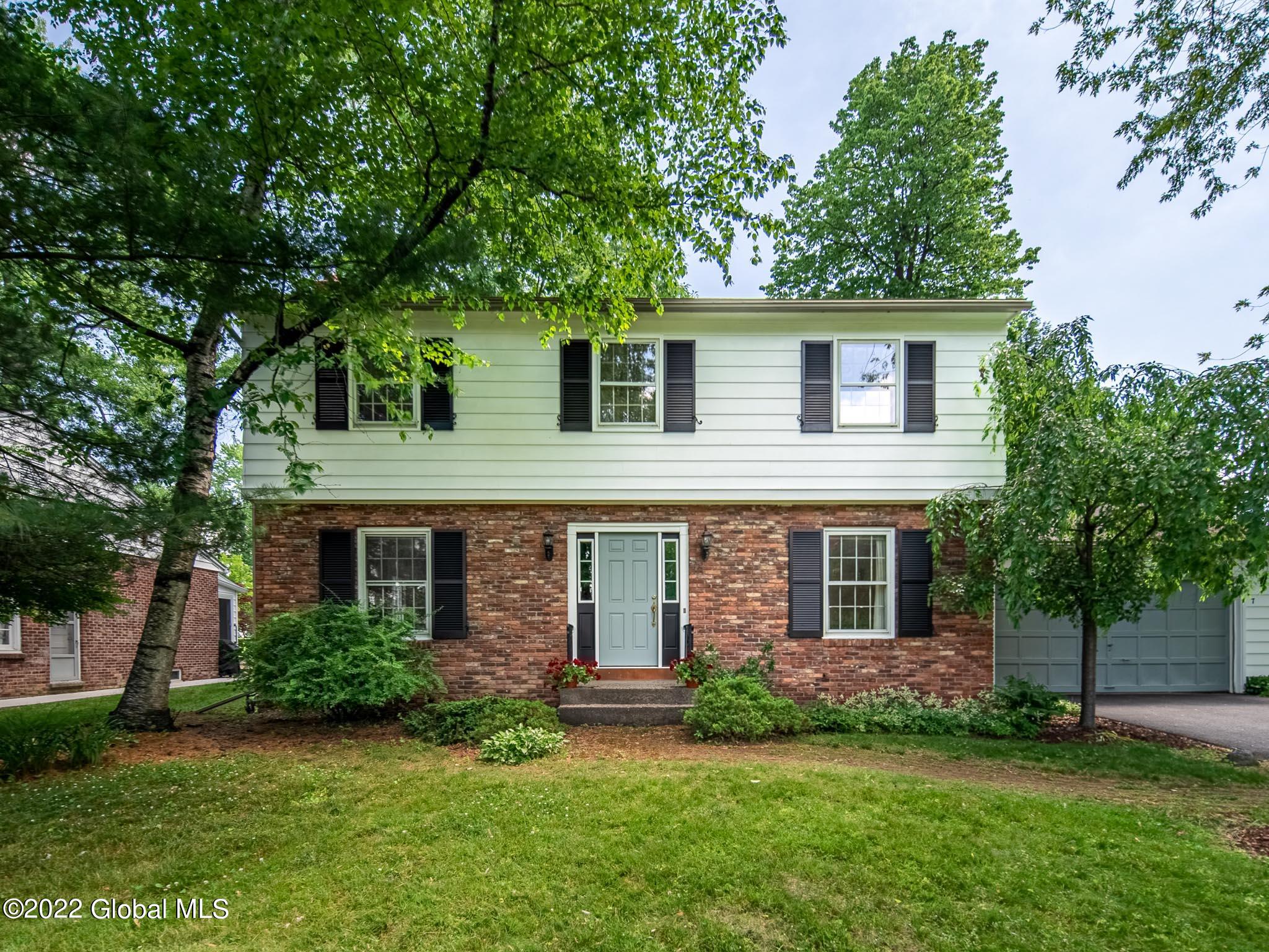 7 Salisbury Road Bethlehem, NY 12054 - Photo 1 of 37 001