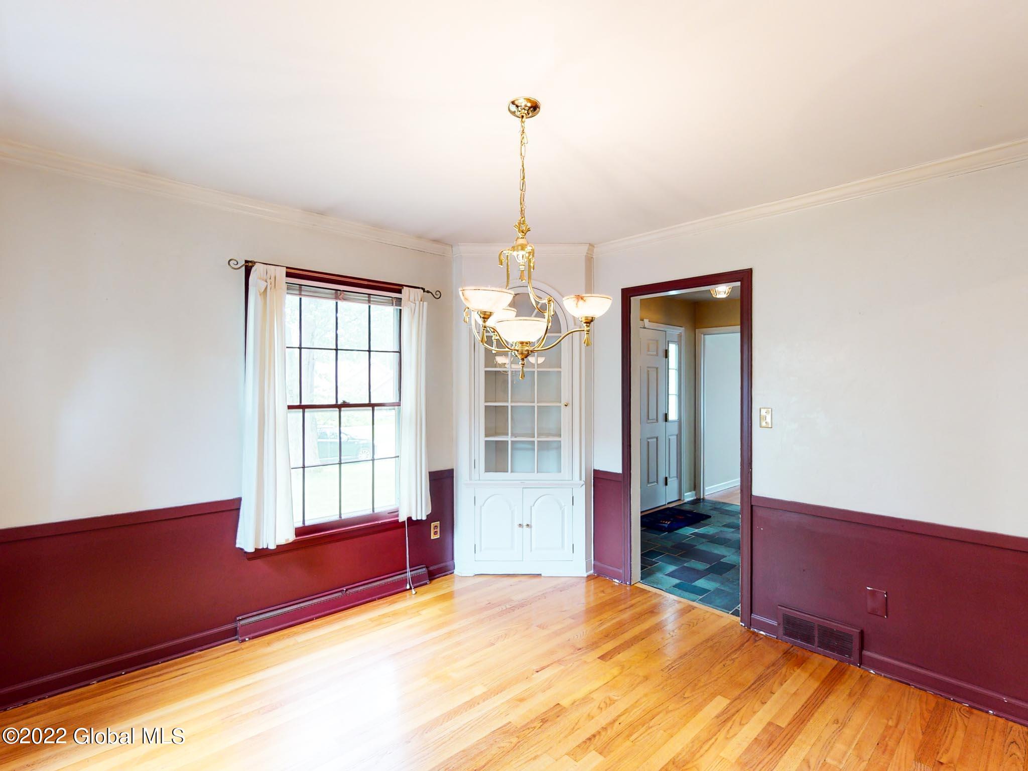 7 Salisbury Road Bethlehem, NY 12054 - Photo 11 of 37 DINING ROOM1