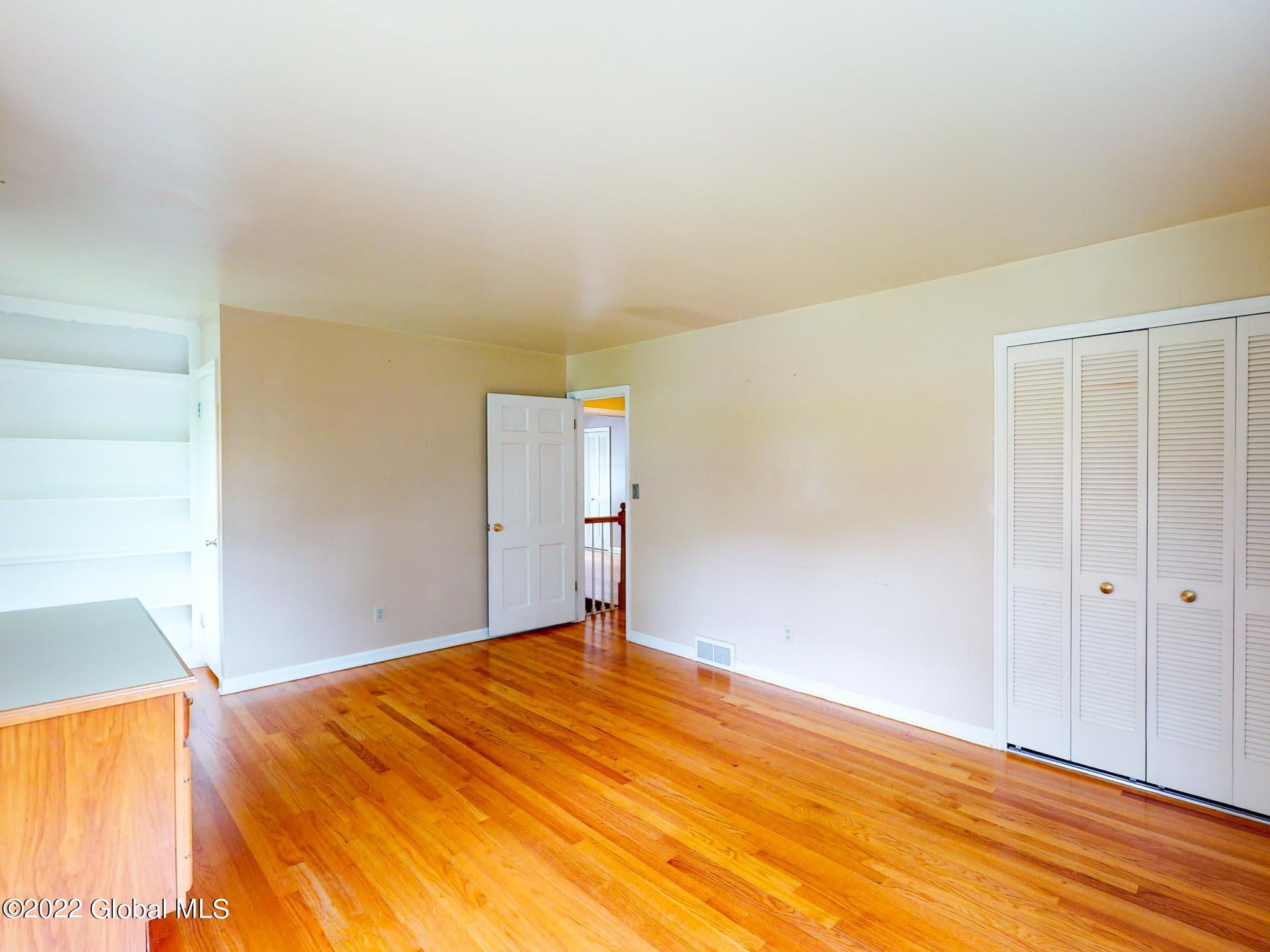 7 Salisbury Road Bethlehem, NY 12054 - Photo 19 of 37 GUEST BEDROOM B1