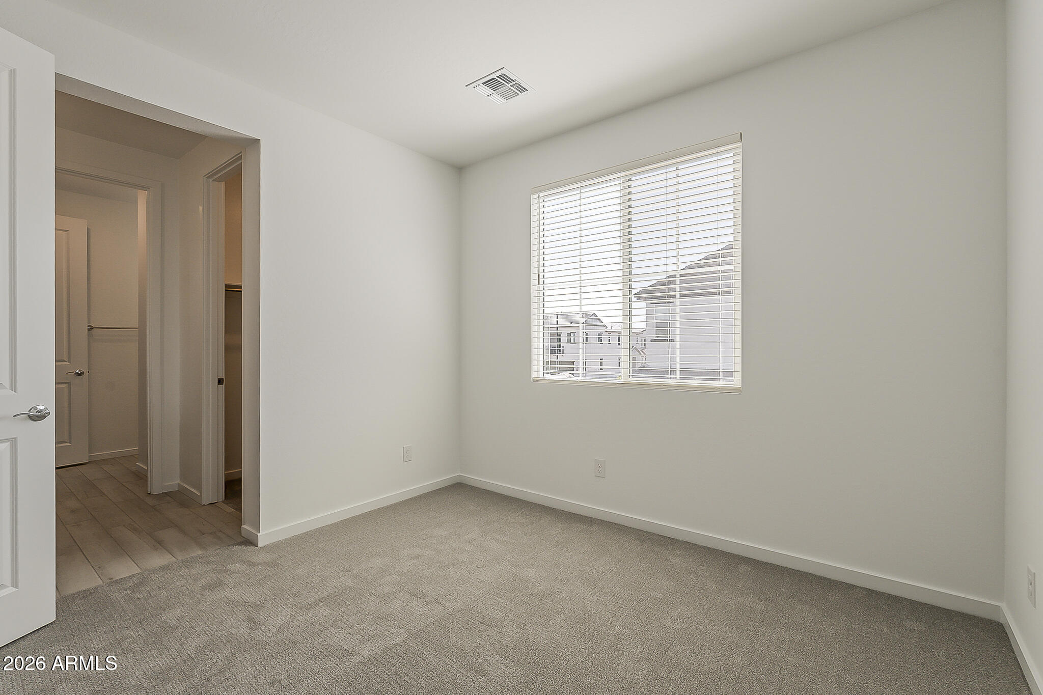 2434 West Rowel Road Phoenix, AZ 85085 - Photo 26 of 40 2434 (29)