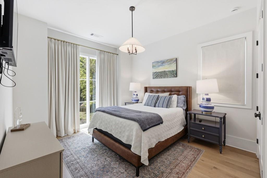 1872 Hickory Road Chamblee, GA 30341 - Photo 34 of 59