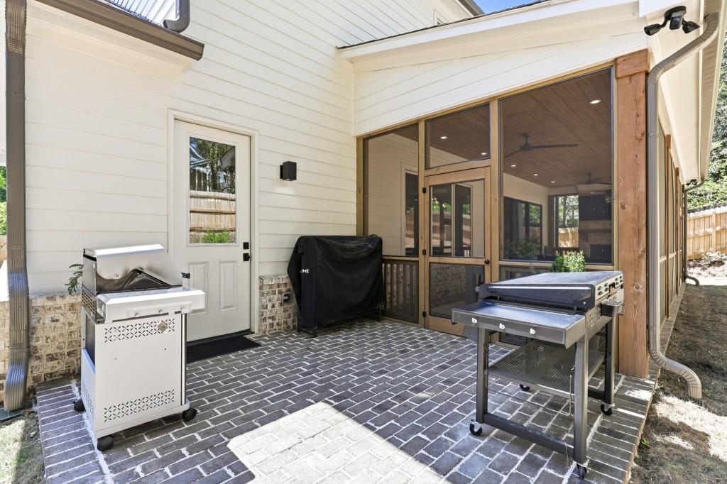 1872 Hickory Road Chamblee, GA 30341 - Photo 7 of 59