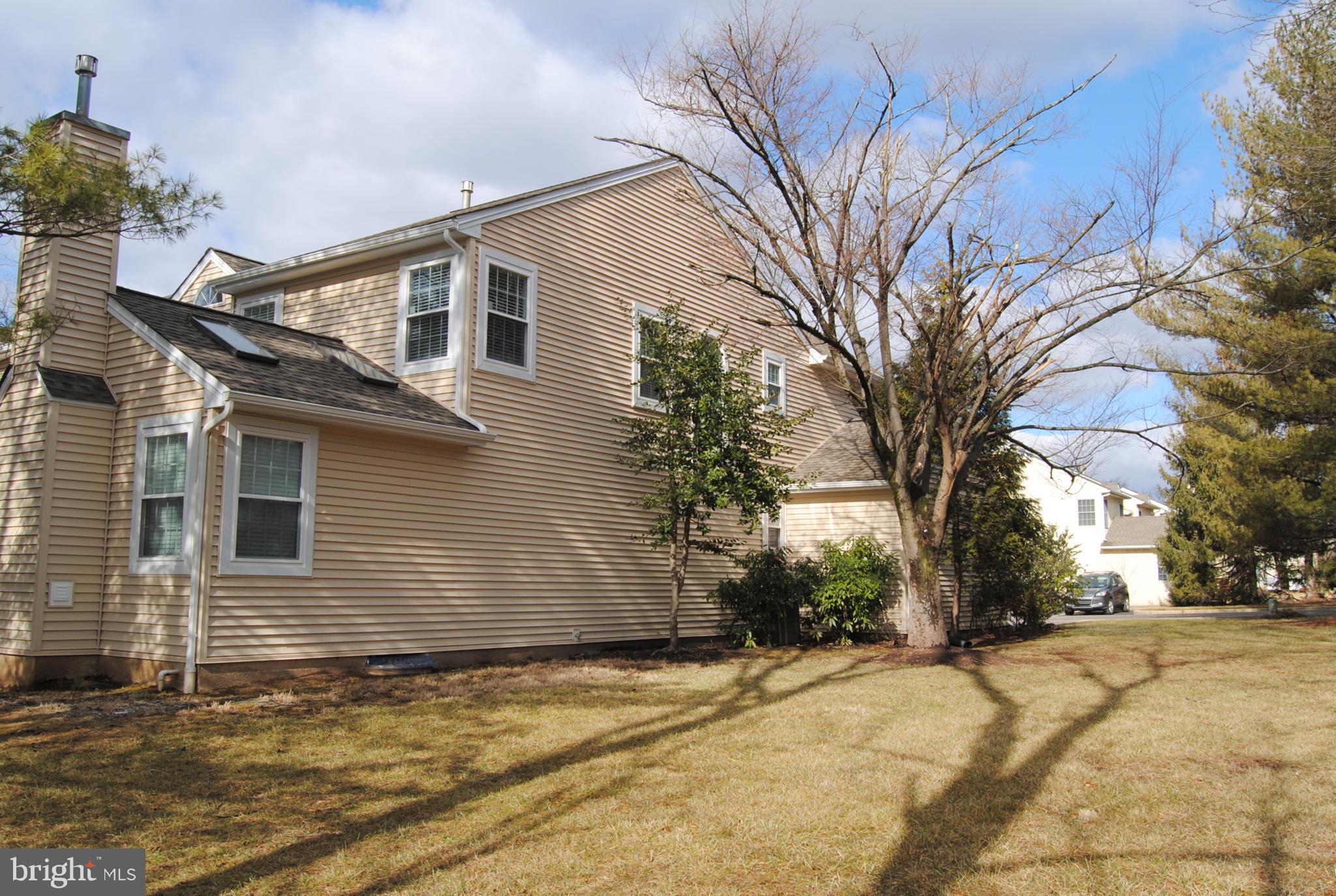 700 Locust Lane Ambler, PA 19002 - Photo 8 of 42