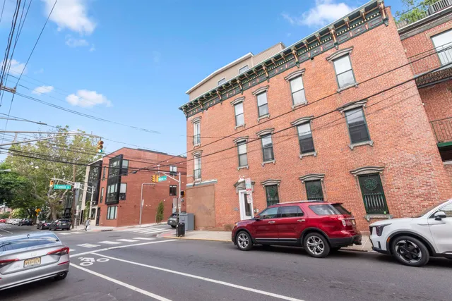 a car parked in front of a building