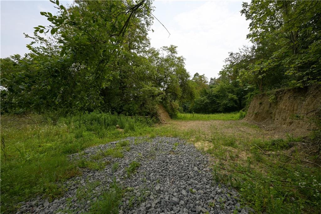 610 Valley Road Darlington, PA 16115 - Photo 8 of 12 Gallery Image 8