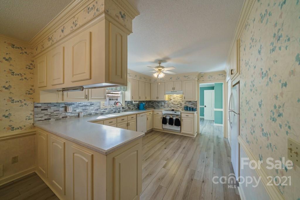 142 Boone Gap Road Boomer, NC 28606 - Photo 15 of 47 Gallery Image 15