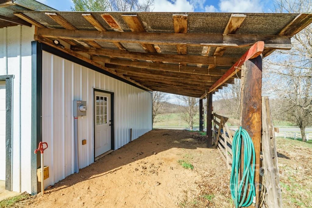142 Boone Gap Road Boomer, NC 28606 - Photo 37 of 47 Gallery Image 37