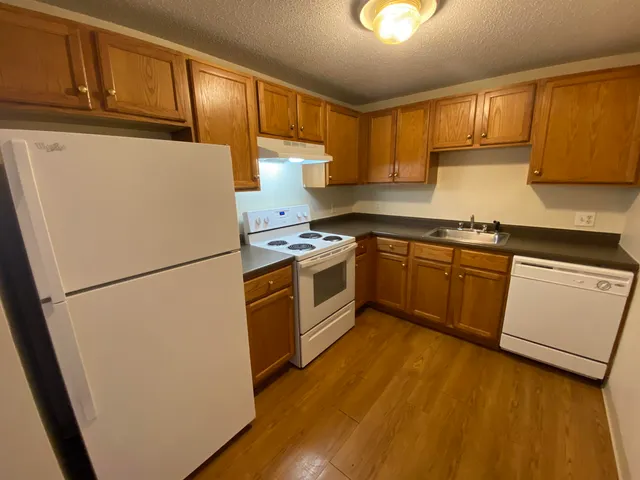 $1,987 | 96 Powers Street, Unit 194, Milford, NH 03055