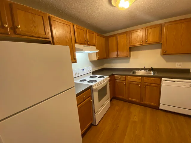 $1,987 | 96 Powers Street, Unit 194, Milford, NH 03055