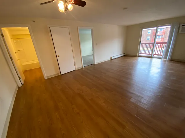 $1,987 | 96 Powers Street, Unit 194, Milford, NH 03055