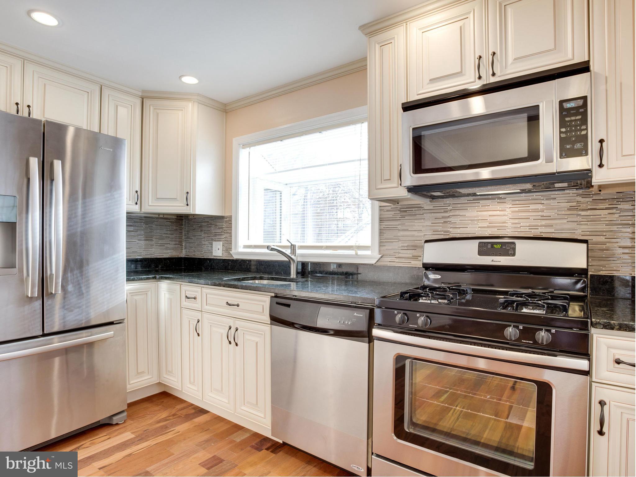 7712 Garrison Road Hyattsville, MD 20784 - Photo 2 of 30 Gorgeous Kitchen