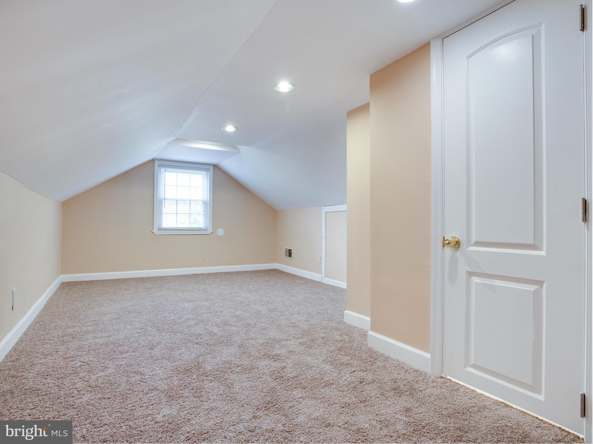 7712 Garrison Road Hyattsville, MD 20784 - Photo 20 of 30 Bedroom 3