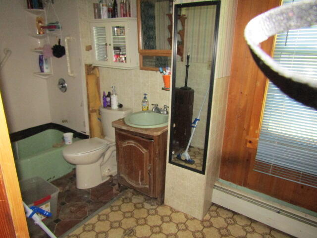 352 Waldoboro Road Friendship, ME 04547 - Photo 4 of 29 IMG_6285