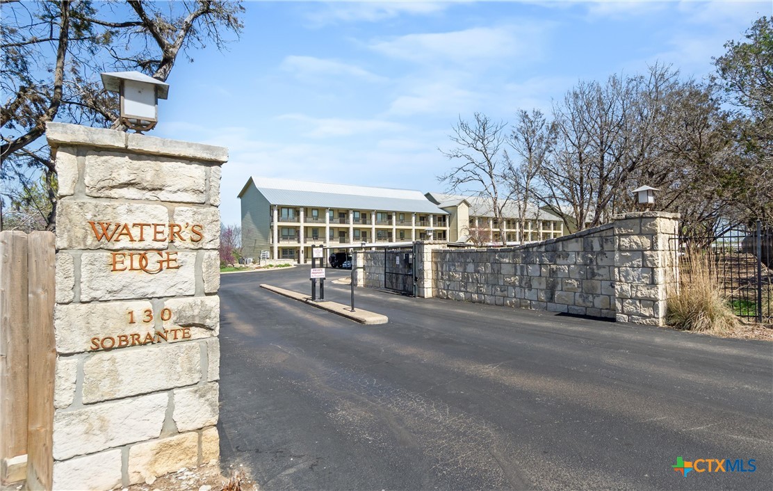 130 Sobrante Road, Unit 209 Belton, TX 76513 - Photo 2 of 36 a view of a large building