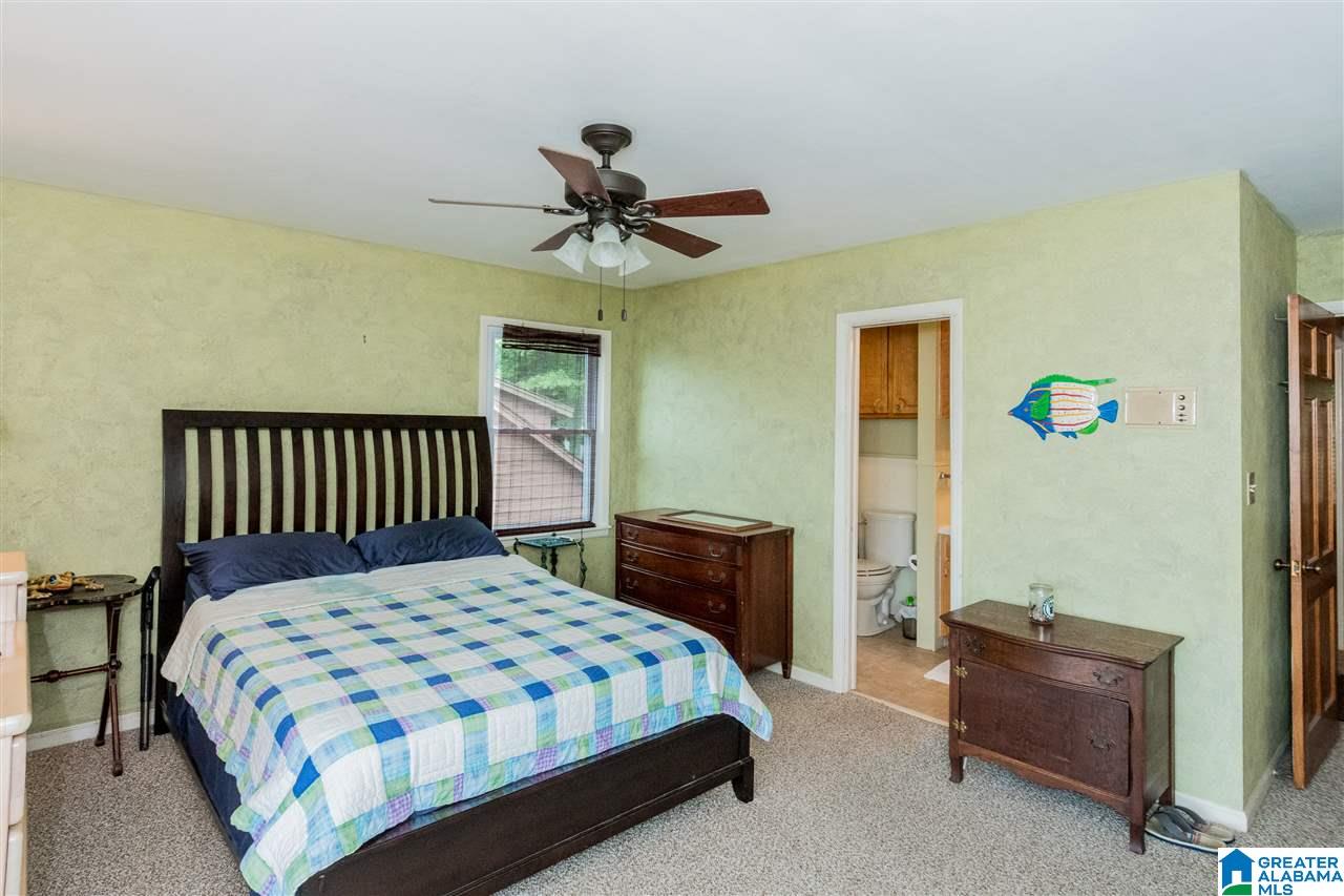 500 Shades Crest Road Bessemer, AL 35022 - Photo 16 of 38