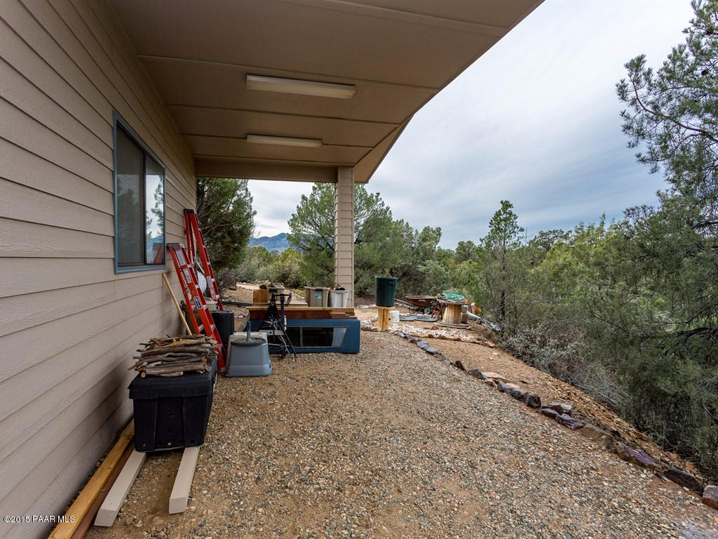 4230 Marlow Road Prescott, AZ 86305 - Photo 21 of 25 Carport